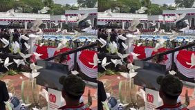 Suasana khidmat Upacara Peringatan Hari Ulang Tahun (HUT) ke-80 Kemerdekaan Republik Indonesia di Istana Merdeka, Jakarta Pusat, Minggu, 17 Agustus 2025, sempat diwarnai momen unik yang mengundang perhatian para tamu undangan.