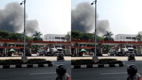 Beredar video memperlihatkan kebakaran hebat menimpa pemukiman warga di Jakarta Utara. Hal tersebut menjadi viral di media sosial.