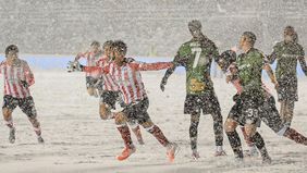 Atletico Ottawa mencatat sejarah baru dengan menjuarai Canadian Premier League (CPL) untuk pertama kalinya setelah menundukkan Cavalry FC dengan skor 2&ndash;1 dalam laga final yang berlangsung dramatis di tengah turunnya salju lebat, Minggu 9 November 202