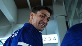 Pemain belakang Persib Bandung, Federico Barba memutuskan pulang ke Italia untuk pemulihan kesehatannya yang sebelumnya sempat menjalani perawatan di rumah sakit selama berapa hari.