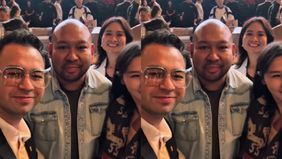 Raffi Ahmad turut menghadiri peluncuran resmi jersey Tim Indonesia yang akan digunakan pada ajang SEA Games 2025 di Thailand pada 9 hingga 20 Desember 2025 mendatang.