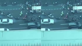 Sebuah kecelakaan yang melibatkan seorang pesepeda dan diduga bus TransJakarta terjadi di Jalan Jenderal Sudirman, Jakarta, pada Selasa pagi tadi, 9 Desember 2025