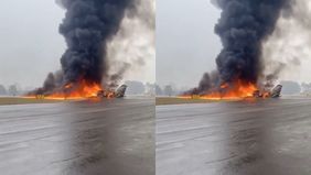 Legenda dan mantan pembalap NASCAR Greg Biffle meninggal dunia setelah jet pribadi yang ditumpangi dengan keluarga jatuh dan meledak di Bandara North Carolina, Amerika Serikat pada Kamis waktu AS, 18 Desember 2025.