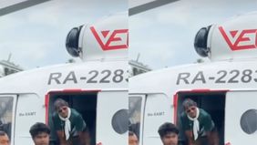 Artis ternama dunia, Jackie Chan dikabarkan tengah mengirim bantuan untuk korban bencana alam di Aceh. Bantuan tersebut disalurkan menggunakan helikopter yang di mana artis asal Hong Kong itu berada helikopter tersebut.