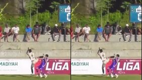 Pemain KAFI Jogja, Dwi Pilihanto mendapatkan sanksi larangan bermain seumur hidup dari Asprov PSSI DIY setelah melakukan tendangan kungfu ke arah lawan.