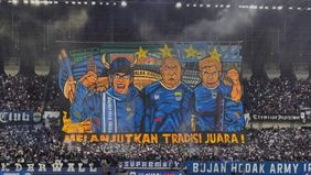 Kelompok suporter Persib Bandung, Viking Persib Club, tengah menyiapkan koreografi spesial untuk laga klasik Persib Bandung kontra Persija Jakarta yang akan digelar di Stadion Gelora Bandung Lautan Api (GBLA) pada Minggu mendatang, 11 Januari 2026.