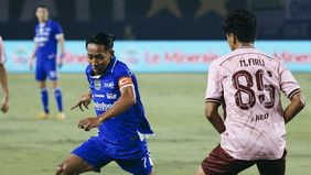 Persib Bandung meraih kemenangan meyakinkan setelah mengalahkan Persik Kediri dengan skor telak 3-0 pada pekan ke-25 Super League di Stadion Gelora Bandung Lautan Api, Senin, 9 Maret 2026.
