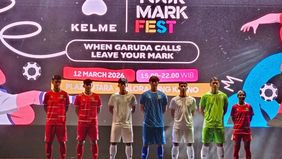 Produsen apparel olahraga asal Spanyol, Kelme resmi meluncurkan jersey baru untuk Timnas Indonesia dalam sebuah acara yang digelar di Plaza Utara Stadion Utama Gelora Bung Karno, Jakarta, pada Kamis 12 Maret 2026.