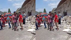 Sebuah kanopi di Pasar Sehat Soreang ambruk dan menimpa sejumlah warga pada Senin, 16 Maret 2026. Peristiwa tersebut terjadi di wilayah Kecamatan Soreang, Kabupaten Bandung.