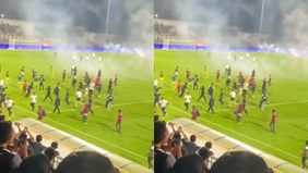 Oknum suporter PSM Makassar melakukan tindakan tidak terpuji usai melakukan kekerasan terhadap pemain Persib Bandung setelah laga usai.