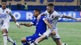 Persib Bandung berhasil keluar sebagai juara Super League musim 2025/2026 setelah bermain imbang tanpa gol atas Persijap Jepara di Stadion Gelora Bandung Lautan Api (GBLA) pada Sabtu 23 Mei 2026.