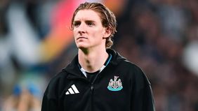 Barcelona dikabarkan telah mencapai kesepakatan dengan Newcastle United untuk mendatangkan winger asal Inggris, Anthony Gordon, pada bursa transfer musim panas ini.