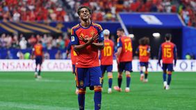 Ayah bintang muda Spanyol, Lamine Yamal, Mounir Nasraoui, mengungkap alasan mengapa dirinya tidak hadir langsung di stadion untuk menyaksikan putranya tampil pada final Piala Dunia 2026