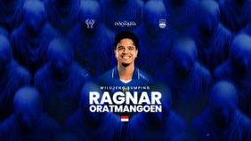 Persib Bandung baru saja memperkenalkan Ragnar Oratmangoen sebagai pemain. Hal tersebut langsung diumumkan melalui akun Instagram klub.