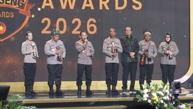 Kapolri Jenderal Polisi Listyo Sigit Prabowo mengajak seluruh anggota Polri terus menjaga semangat keteladanan Jenderal Polisi Hoegeng Iman Santoso dalam menjalankan tugas dan memberikan pelayanan kepada masyarakat.