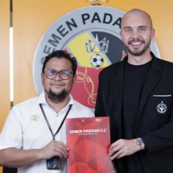 Mantan Pemain Manchester United Resmi Gabung Semen Padang FC