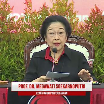 Tangis Megawati Salahkan Pemimpin saat Berbicara Keadilan