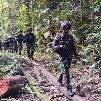 Mobil yang Ditumpangi 23 Anggota TNI Kecelakaan di Papua