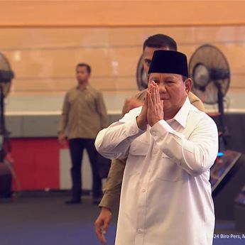 Prabowo Hadiri Puncak Hari Guru Nasional 2024