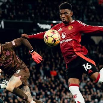 Hasil Premier League: Manchester United Tekuk City, Chelsea Dekati Liverpool di Puncak Klasemen