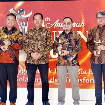 Pelita Air Raih Penghargaan Strategi Pertumbuhan Perusahaan Terbaik dan Best CEO in Business Rejuvenation Award di Anugerah BUMN 2025