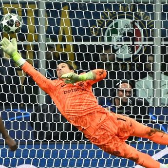 Yann Sommer Benteng Kokoh Inter Milan Bikin Barcelona Merana