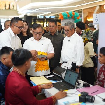 Imigrasi Se-Kepri Gelar Layanan “Eazy 1000 Passport”: Beri 60 Paspor Gratis dan Libatkan Penyandang Disabilitas