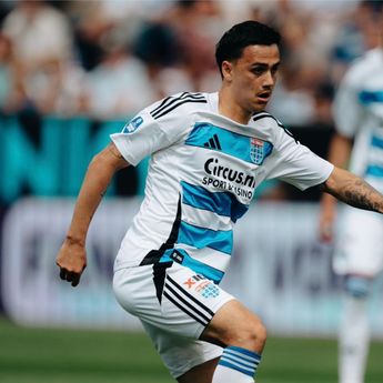 Eliano Reijnders Kawan-kawan Raih Poin Sempurna Usai Kalahkan Groningen
