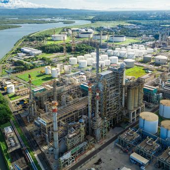 Pertamina Siap Ekspansi dan Replikasi Proyek Avtur Berbahan Minyak Jelantah di Kilang Dumai dan Balongan