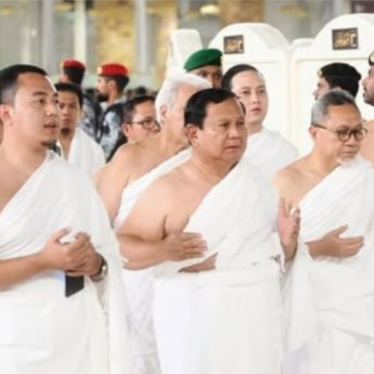 Momen Prabowo Dikawal Ketat Askar Saat Ibadah Umrah dan Cium Hajar Aswad