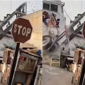 Forklift Dihantam Kereta Api di Surabaya, Berhenti di Tengah Rel Jadi Petaka