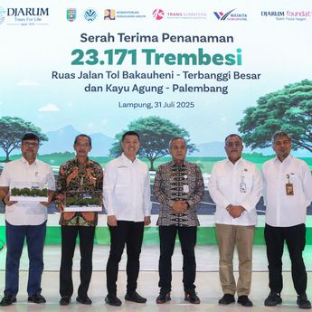Djarum Trees for Life Redam Jejak Karbon Lewat 23 Ribu Trembesi di Trans Sumatra