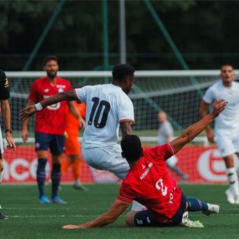 Jay Idzes Tak Masuk Line Up, Venezia Takluk 3-0 Atas Lille