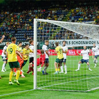 Justin Hubner dan Dean James Main Full, Fortuna Sittard vs Go Ahead Eagles Berakhir Imbang
