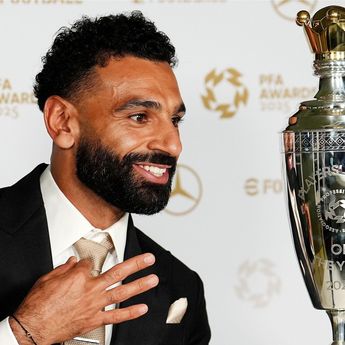 Cetak Sejarah, Mohamed Salah Terpilih Pemain Terbaik PFA 2024/2025