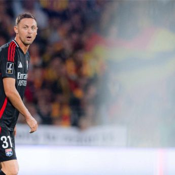Eks Bintang Manchester United dan Chelsea Bakal Setim dengan Jay Idzes