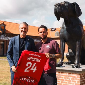 Calvin Verdonk Ciptakan 2 Sejarah Usai Gabung ke Lille