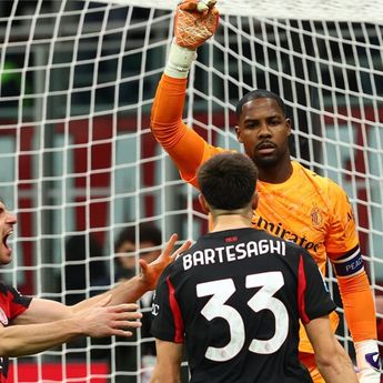 Klasemen Liga Italia: AC Milan dan Inter Tempel Ketat Napoli di Puncak