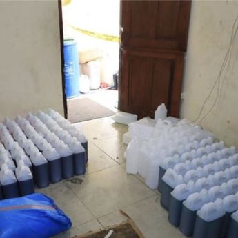 Omzet Rp1 Miliar, Industri Sabun Cair Palsu di Bekasi Dibongkar Polisi