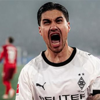 Terpopuler: Kevin Diks Tembus Best XI Eropa November, Polisi-TNI Salurkan Bantuan Korban Bencana