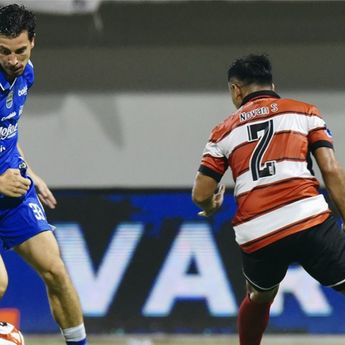 Thom Haye Cetak Gol Perdana di Persib Bandung saat Lawan Madura United