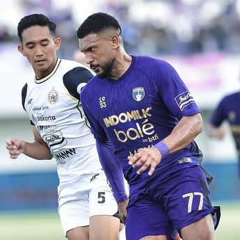 Shayne Pattynama Debut, Persija Jakarta Tumbangkan Persita Tangerang 2-0