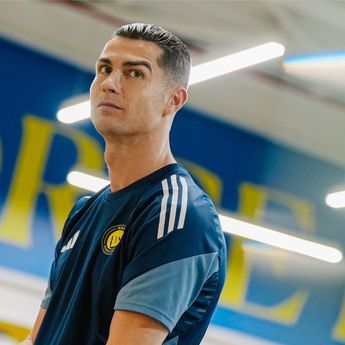 Cristiano Ronaldo Absen 4 Pekan Gegara Cedera Hamstring, Rekor 1.000 Gol Tertunda