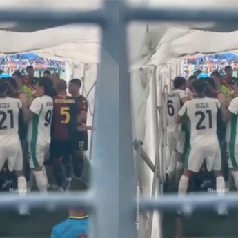 Viral Jay Idzes Pisahkan Pemain Sassuolo dan Genoa Usai Ribut di Lorong Stadion