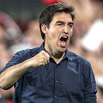 Andoni Iraola Selangkah Lagi Latih Liverpool