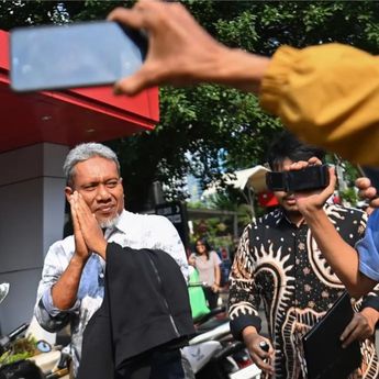 KPK Periksa Pengusaha Heri Black dan Sri Pangestuti dalam Kasus Dugaan Korupsi Bea Cukai