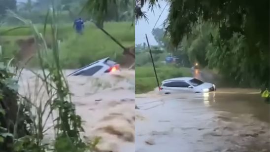 Mencekam! Mobil Terseret Arus Banjir di Cikarang, 6 Penumpang Terjebak, Hanya 2 yang Berhasil Keluar