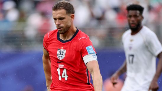 Jordan Henderson Cedera Saat Rayakan Kemenangan Inggris