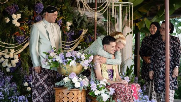 Pernikahan Pemain Timnas Justin Hubner dan Jennifer Copen