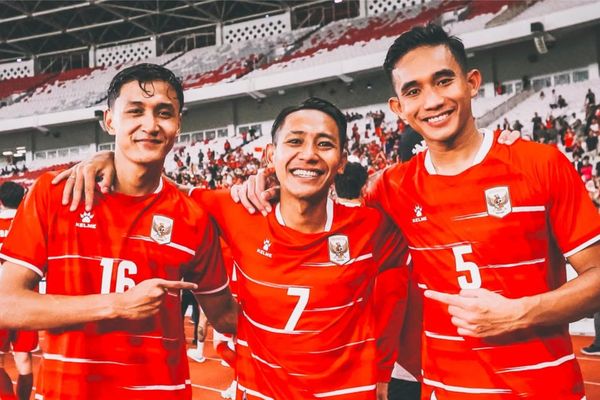 Dony Tri Pamungkas (Kiri), Beckham Putra (Tengah) dan Rizky Ridho (Kanan)